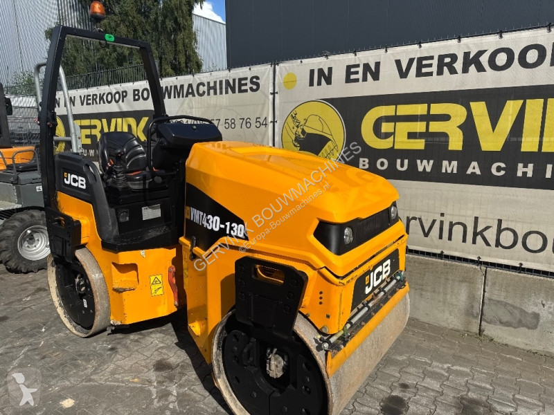 Compactador JCB VMT 430-130