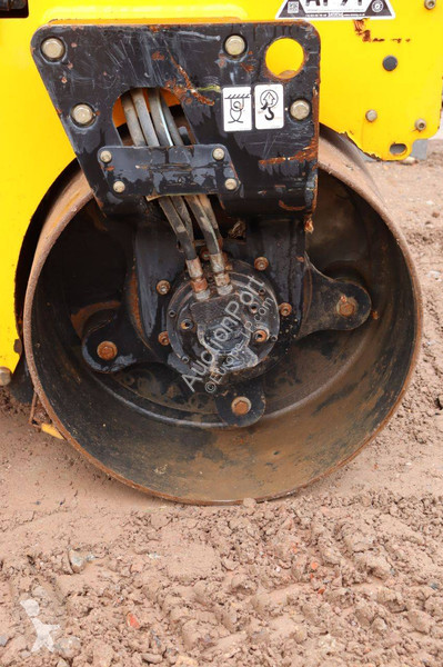 Compactador JCB VMT