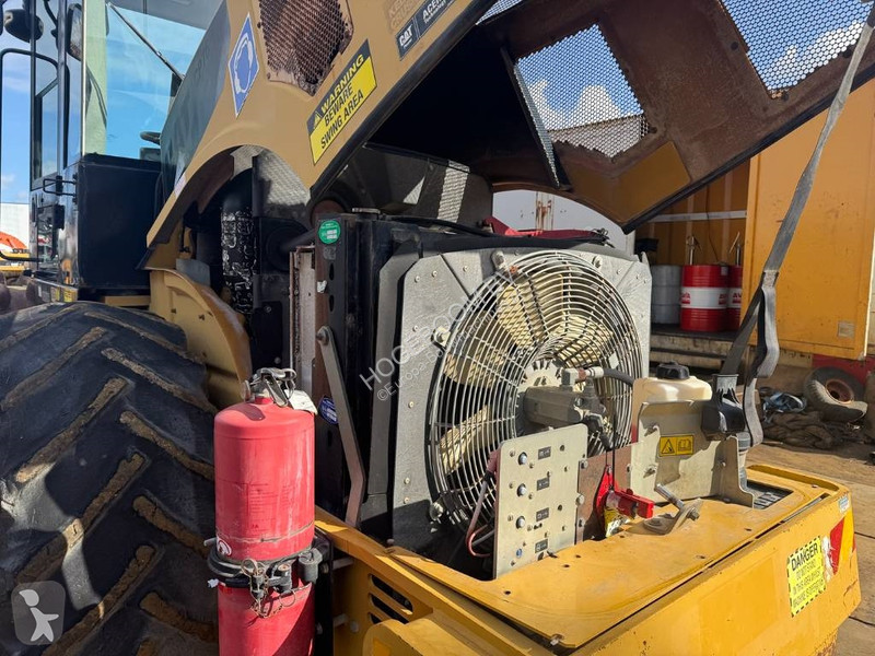 Zhutňovač Caterpillar CP 76