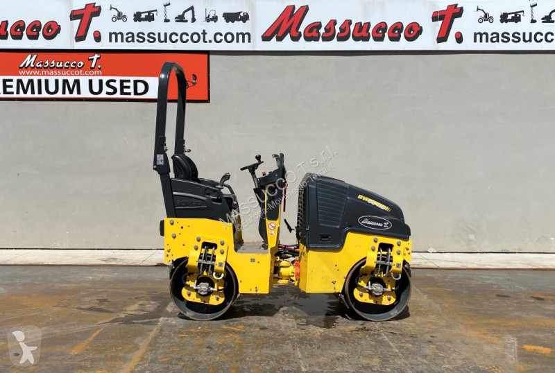 مدحلة Bomag