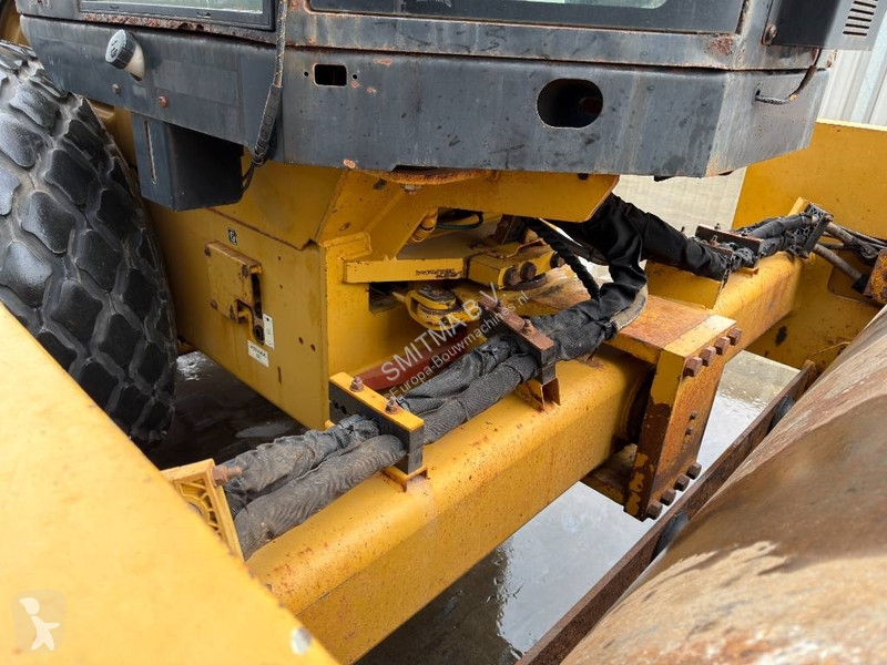 Zhutňovač Caterpillar CS76 XT