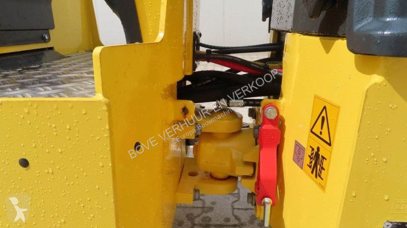 Compactador Bomag BW80 AD5