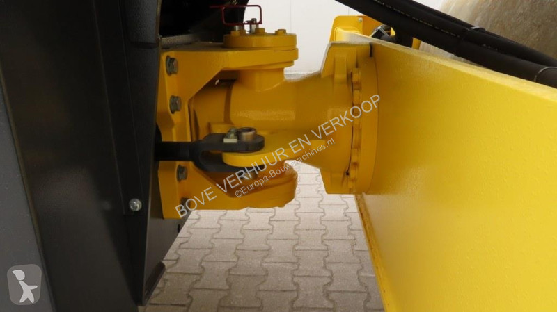 Compactador Bomag BW213 D-5 PL