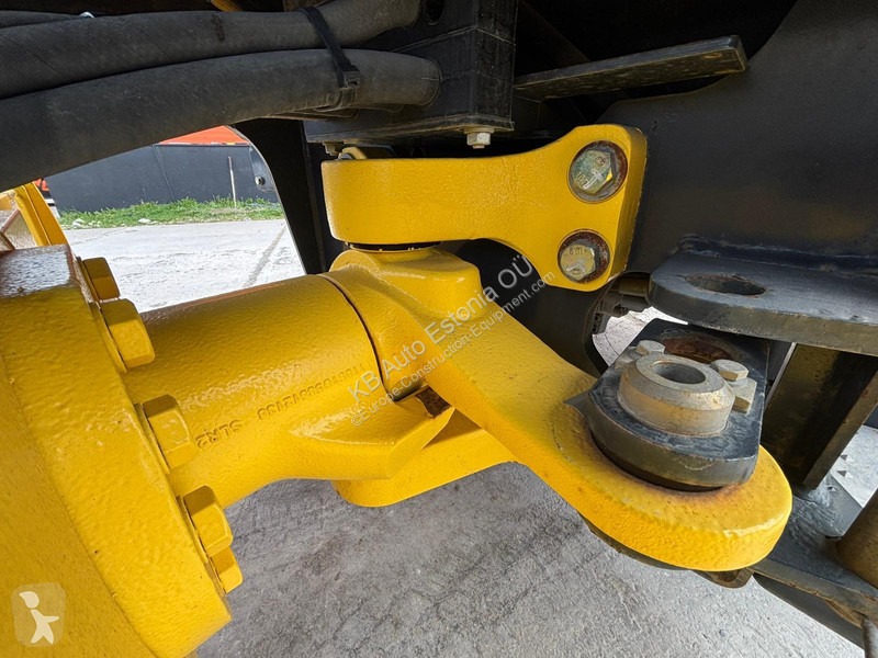 Дорожный каток Bomag
