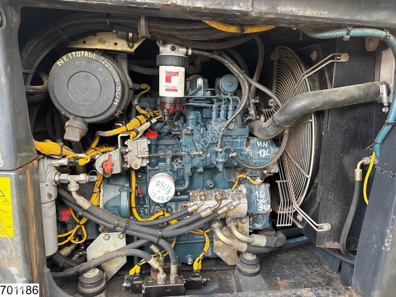 مدحلة Bomag BW 174 AP-4 AM 74 kW, 7485 hr