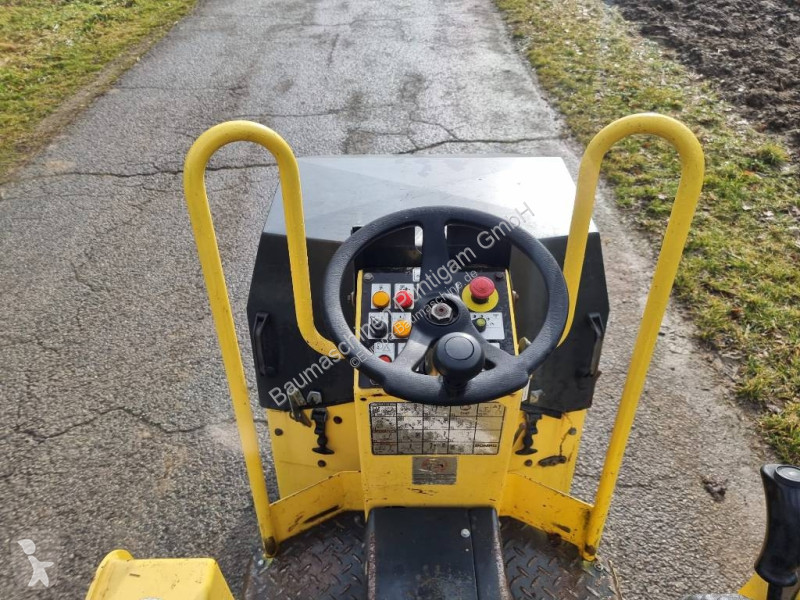 مدحلة Bomag AD2