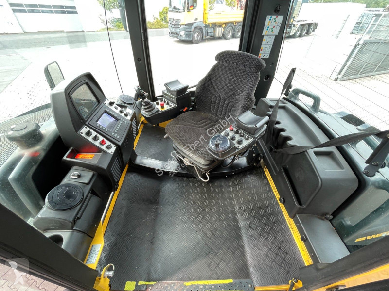 Дорожный каток Bomag ACP4i / nur 1.459h /...