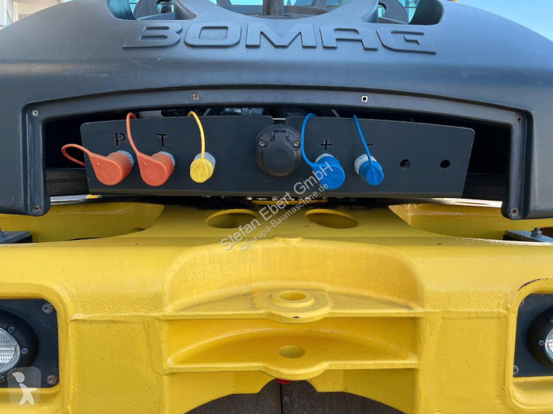 مدحلة Bomag AP4i / nur 731h / Asphalt Manager