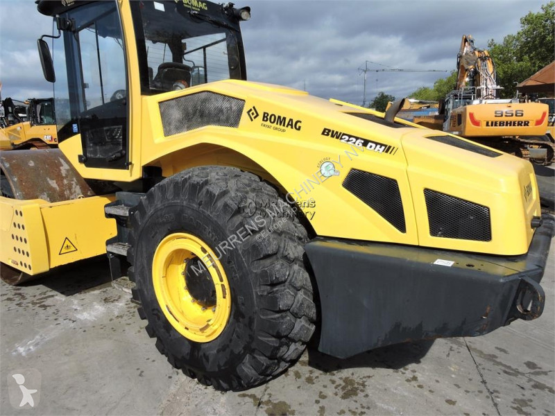 Дорожный каток Bomag BW226