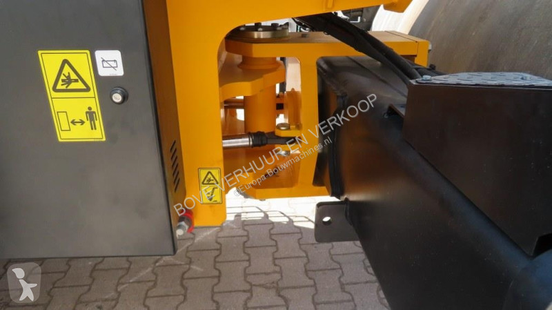 Compactador JCB VM118D