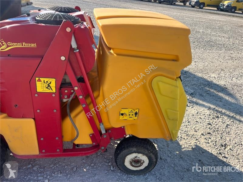 Compactador  BIEFFEBI TG TECH Mower Tractor...