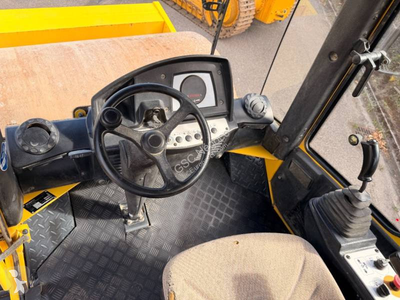 مدحلة Bomag BW216 D-4