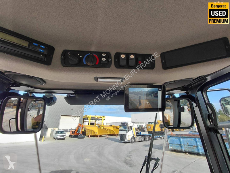 Compacteur Caterpillar 4F