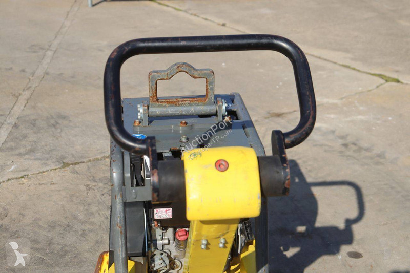 Валяк Neuson Vibroplate DPU 3060Hts