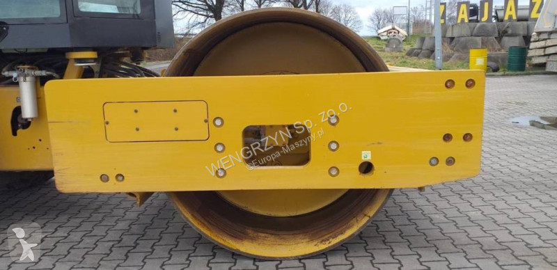 Compactor  Walec wibracyjny CATERPILLAR CS 64 B