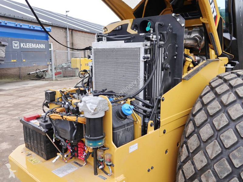 Compactador Caterpillar CS12 GC /CS64B / - NEW...