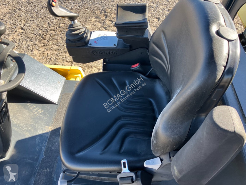 Compactador Bomag  BW 211 DH-5 Stage IV/TIER4f