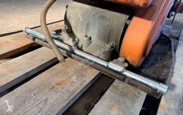 Compactor Altrad plaque vibrante essence