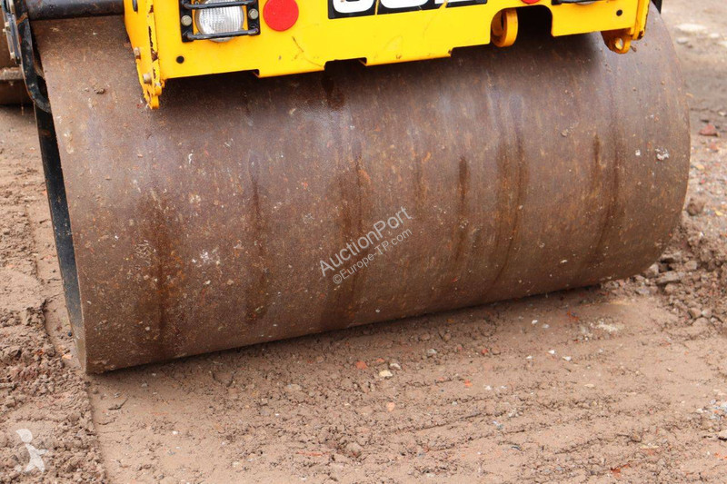 Compactador JCB VMT