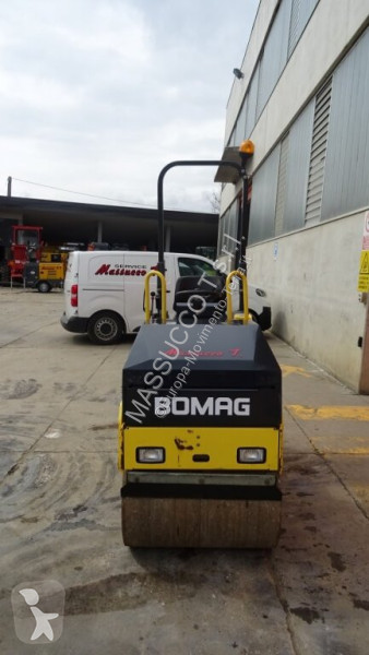 مدحلة Bomag