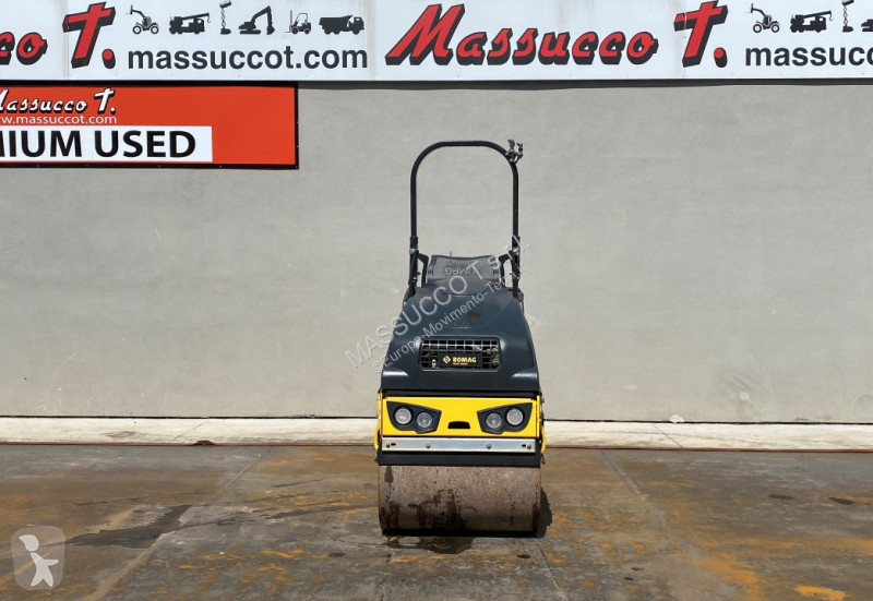 مدحلة Bomag