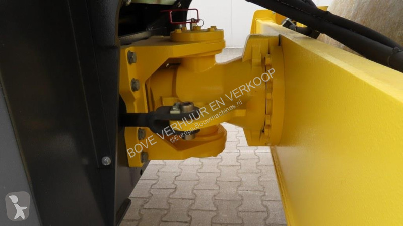 Compactador Bomag BW213 D-5 PL