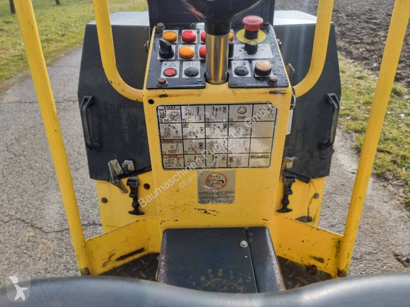 مدحلة Bomag AD2