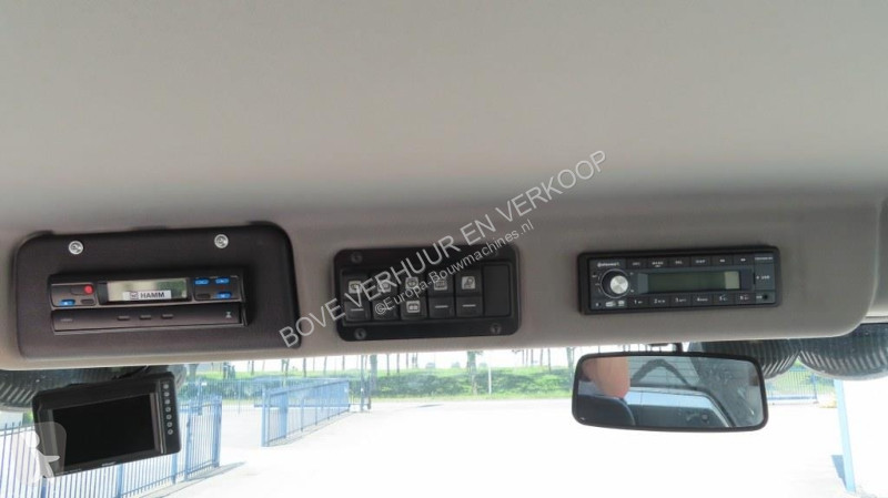 Compactador Hamm HC110i