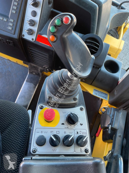 Zhutňovač Bomag ACP4i / nur 1.751h / Asphalt...