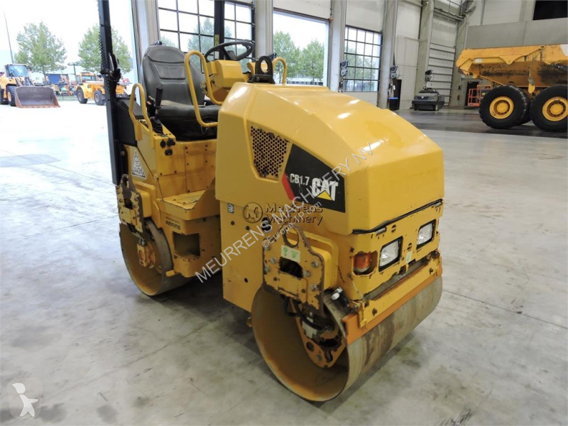 مدحلة Caterpillar CB1.7