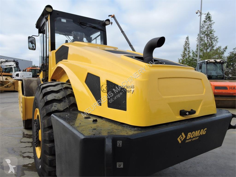 Walec Bomag BW226-5CL