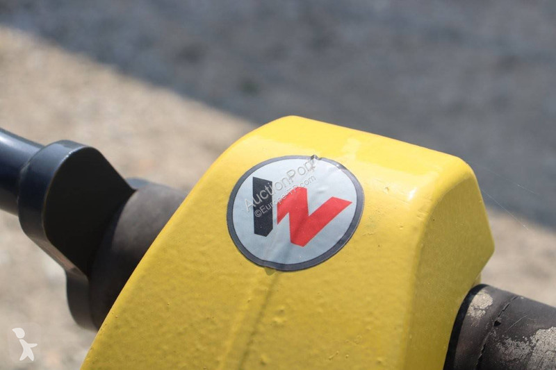 Walec Neuson DPU5545