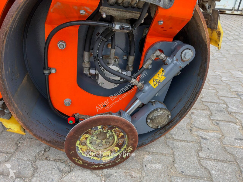 Compactador Hamm HD10