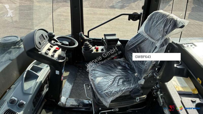 مدحلة Bomag BW28RH