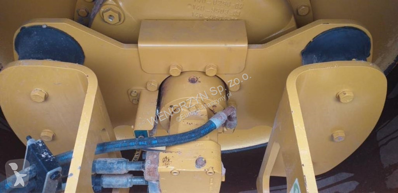 Compactor  Walec wibracyjny CATERPILLAR CS 64 B