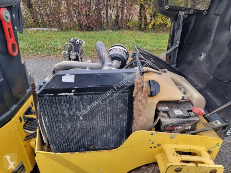 Zhutňovač Bomag AD5