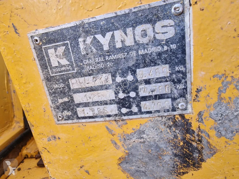 Wals  BOMAG BW 212 Wals with vibration 12T