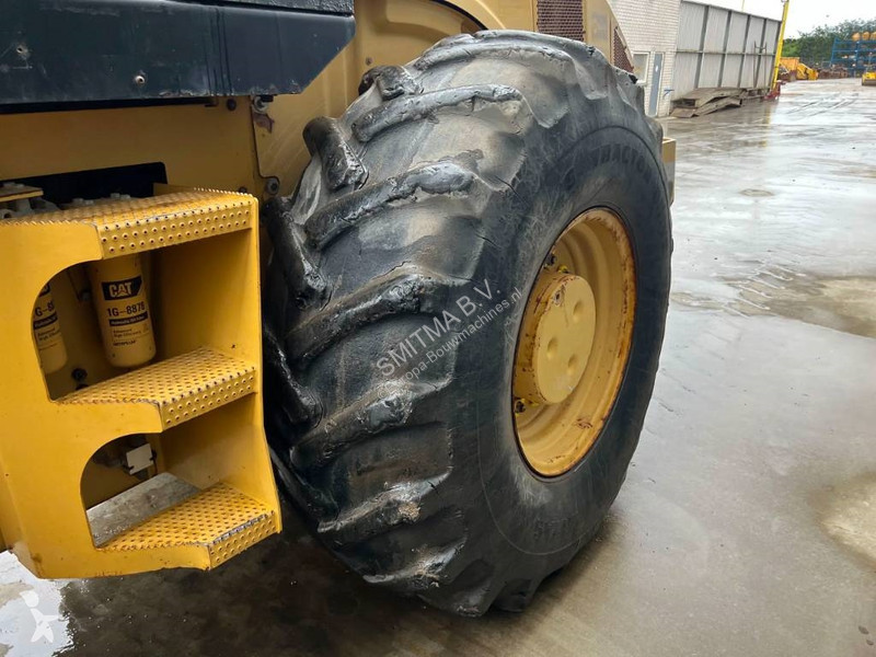 Zhutňovač Caterpillar CP76
