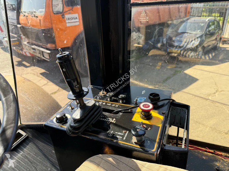 Compactador Caterpillar 563 Roller with vibration