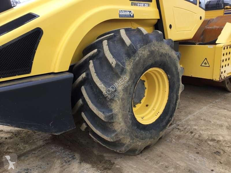 Compactador Bomag DI-4