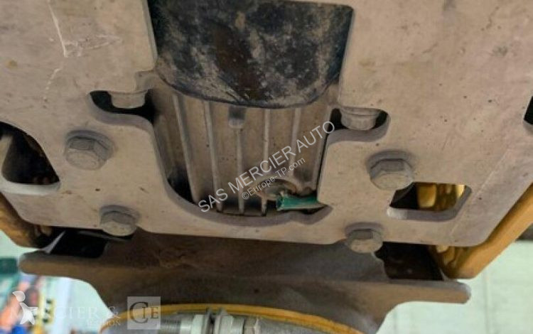 Compactor Bomag pilonneuse essence
