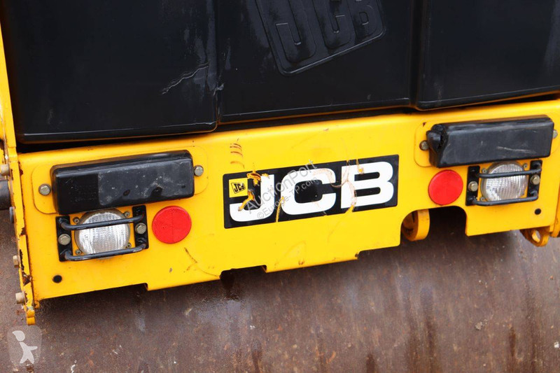 Compactador JCB VMT