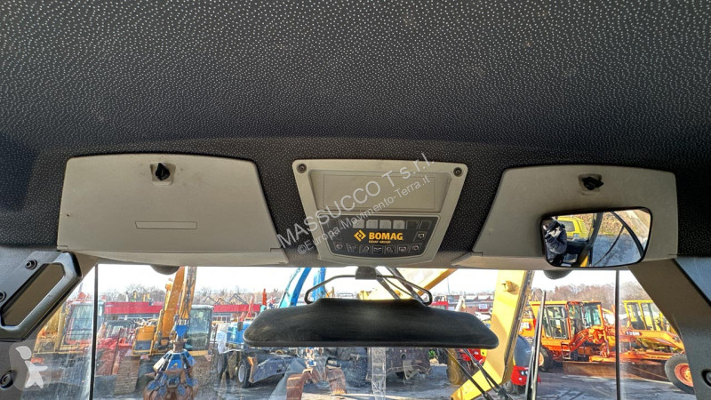 مدحلة Bomag BW216 DH-5