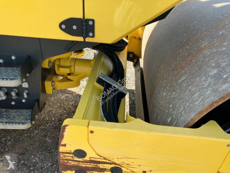 Zhutňovač Bomag  BW 177 BVC-5  Stage V/Tier 4f