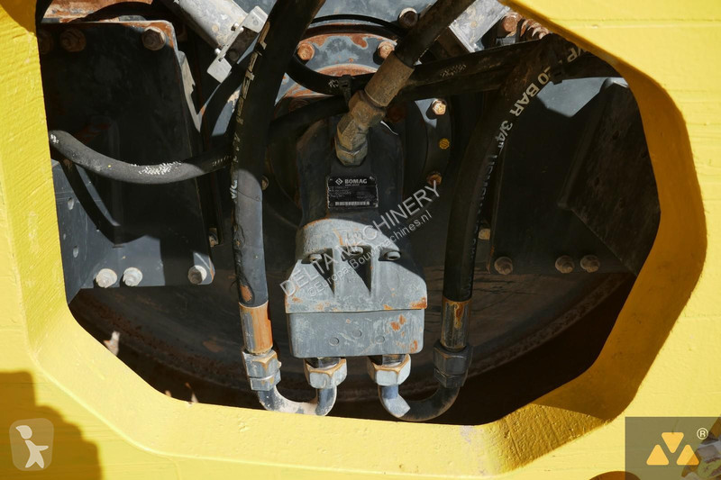 مدحلة Bomag