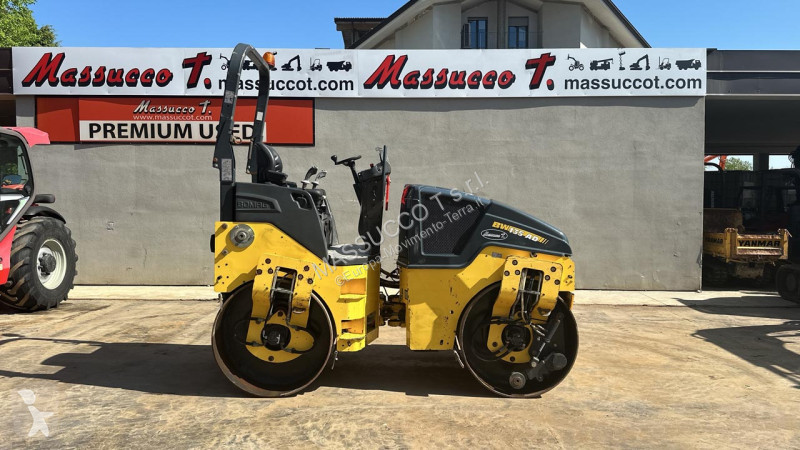 Zhutňovač Bomag AD5