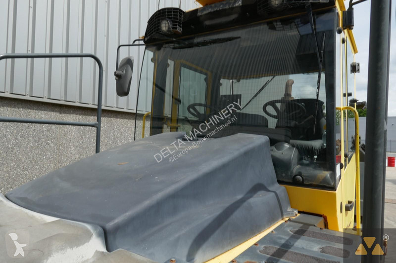 Дорожный каток Bomag