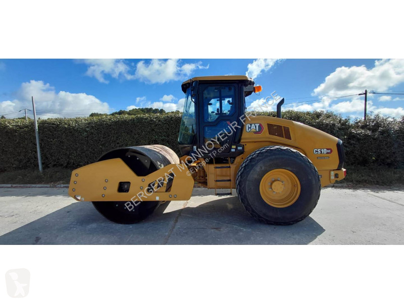 Zhutňovač Caterpillar CS10GC