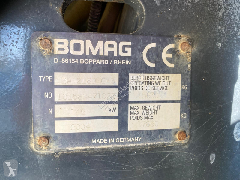 Zhutňovač Bomag BW216 .