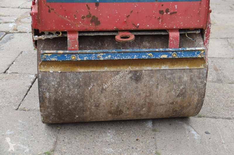 Compacteur Bomag 100AD